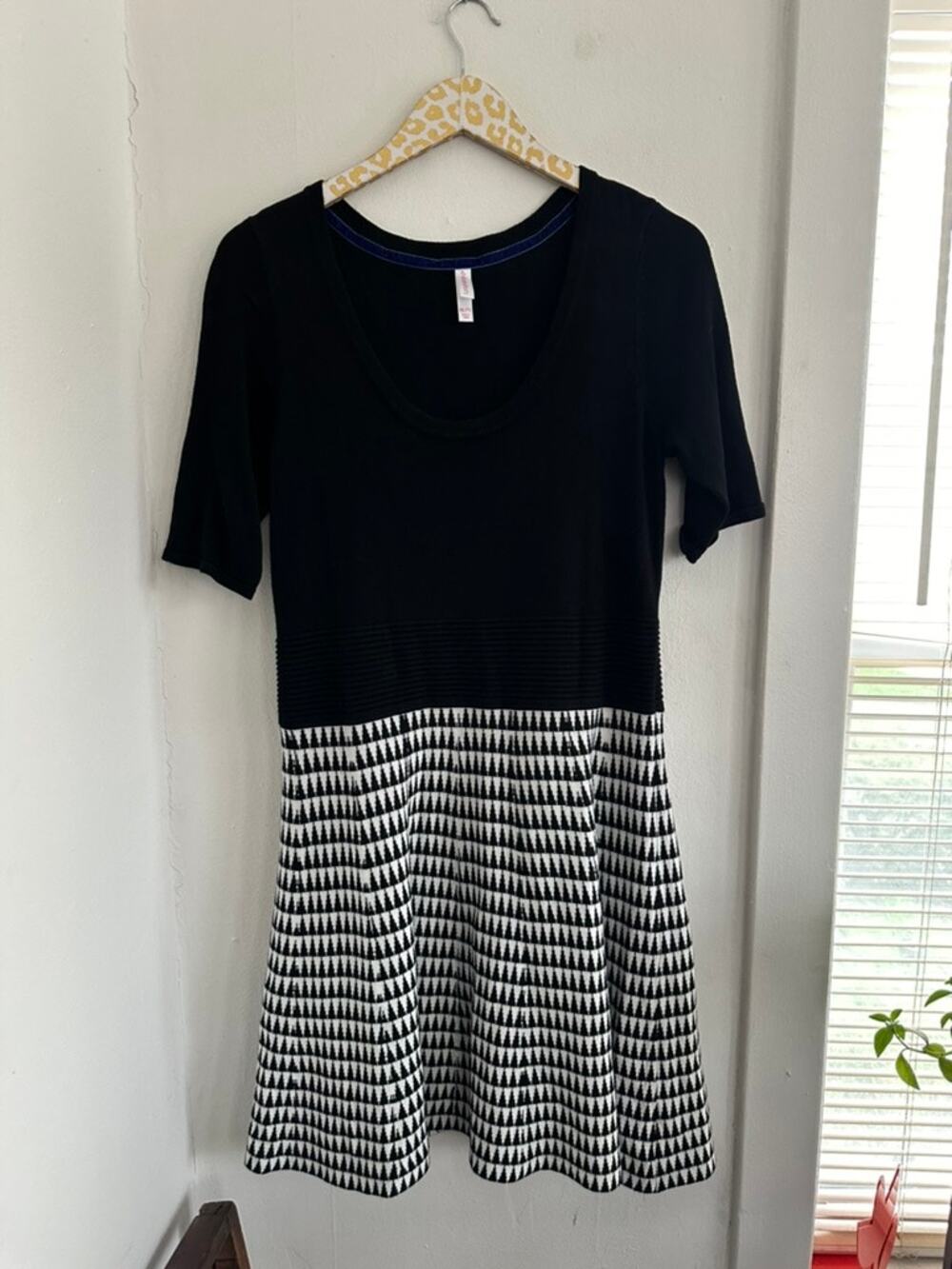 Xhilaration Women's Black White Sweater Dress | Size XXL